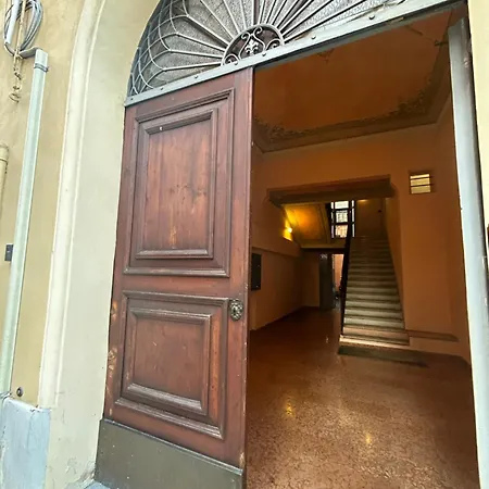 Apartman Tower 22 - Centre And Near Train Station *