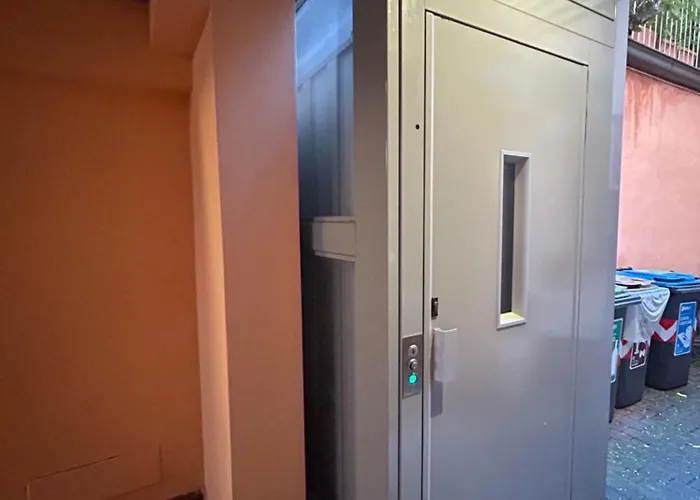 Tower 22 - Centre And Near Train Station Appartement Modena